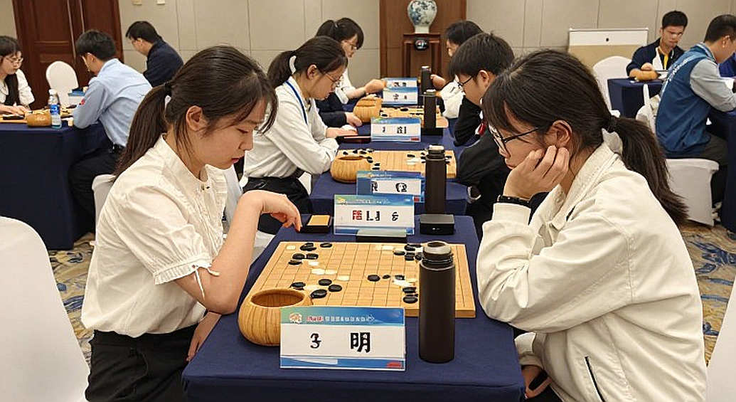 ChessBase Magazine #225: 27 मिनिएचर की गिनती, और एक दावा जो कैटलॉग ख़ुद साबित नहीं कर सकता